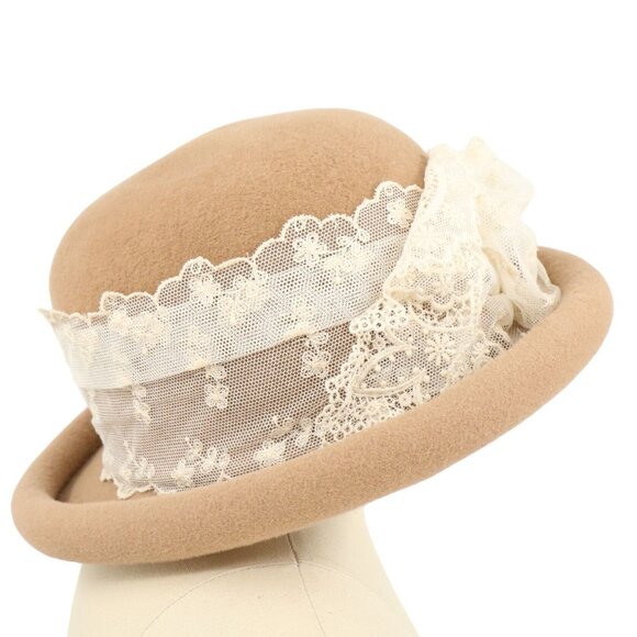 NWT Louise Camel Brown Vintage Ivory Floral Lace Ribbon Bow Felt Hat - Picture 3 of 6